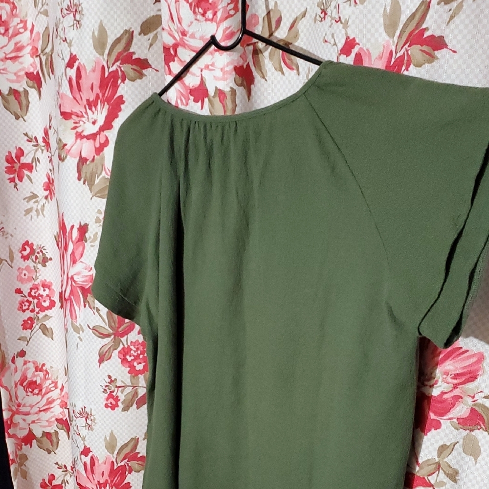 Terra & Sky Olive Green Blouse 1x - Picture 5 of 5